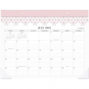 AT-A-GLANCE Workstyle Academic Desk Pad Calendar (1557704A)